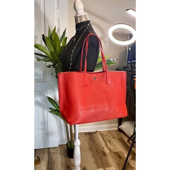 Authentic Tory Burch Orangish Red Robinson Shoulder Bag - Picture 11 of 11